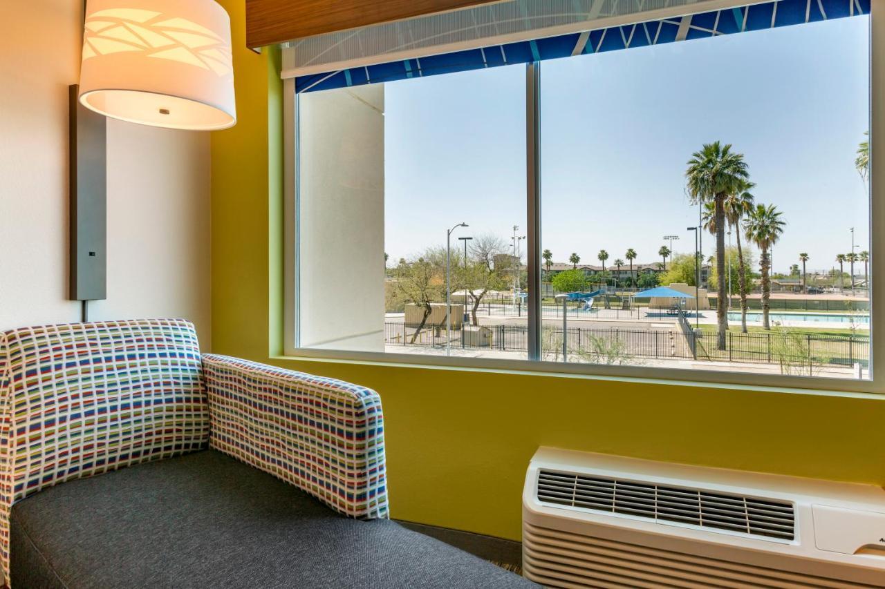 Holiday Inn Express & Suites - Phoenix Dwtn - State Capitol By Ihg Eksteriør bilde