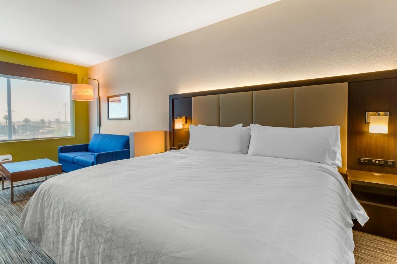 Holiday Inn Express & Suites - Phoenix Dwtn - State Capitol By Ihg Eksteriør bilde