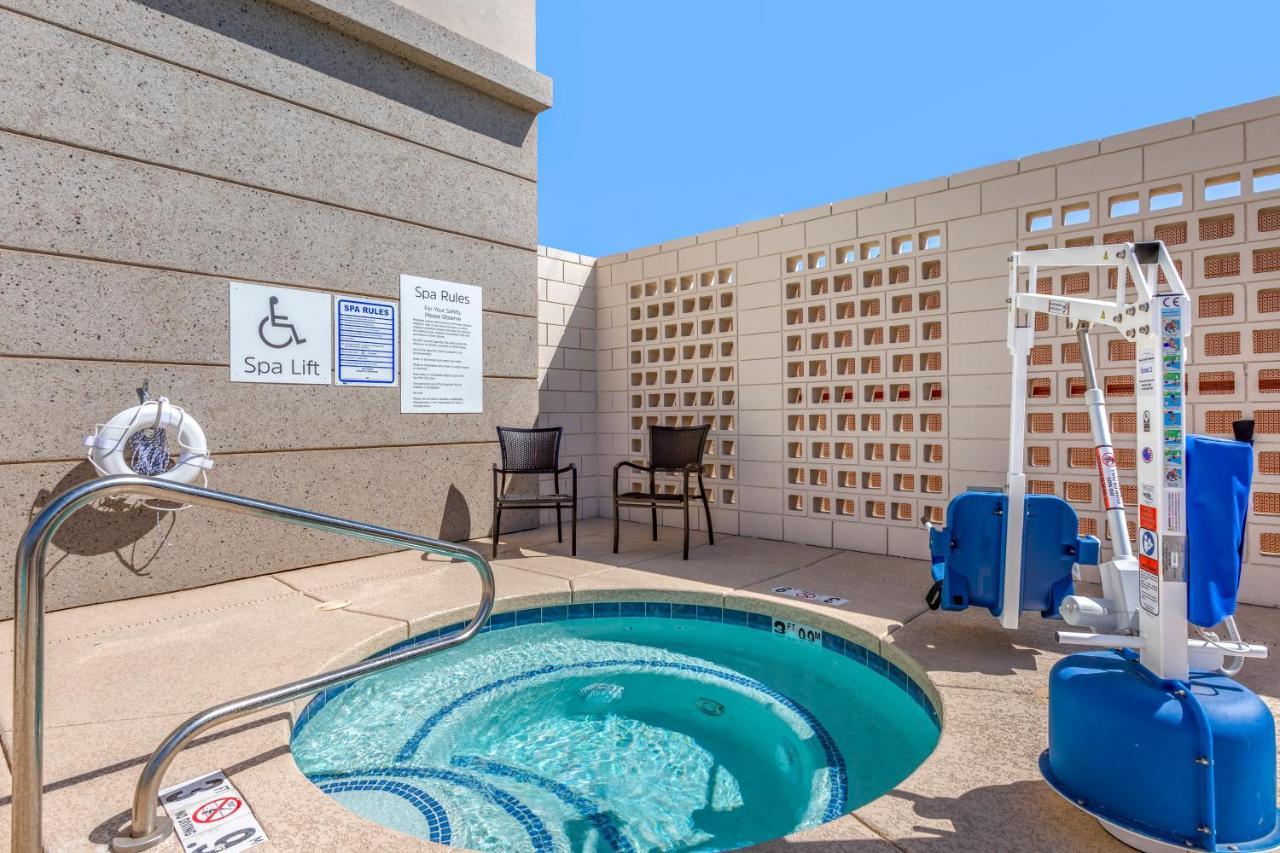 Holiday Inn Express & Suites - Phoenix Dwtn - State Capitol By Ihg Eksteriør bilde