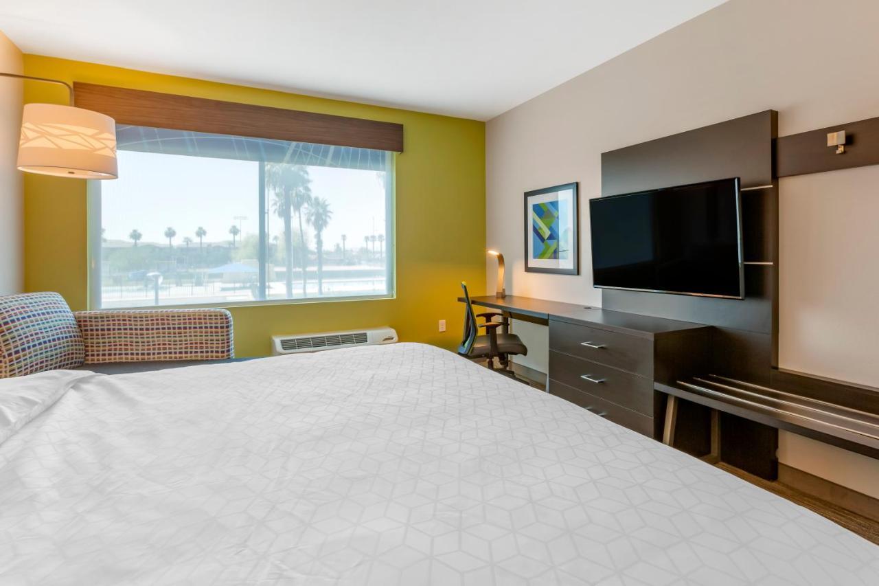 Holiday Inn Express & Suites - Phoenix Dwtn - State Capitol By Ihg Eksteriør bilde