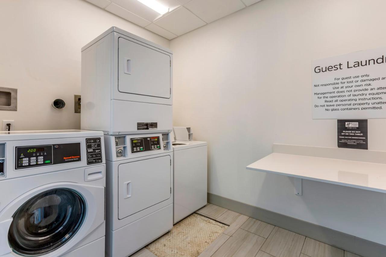 Holiday Inn Express & Suites - Phoenix Dwtn - State Capitol By Ihg Eksteriør bilde