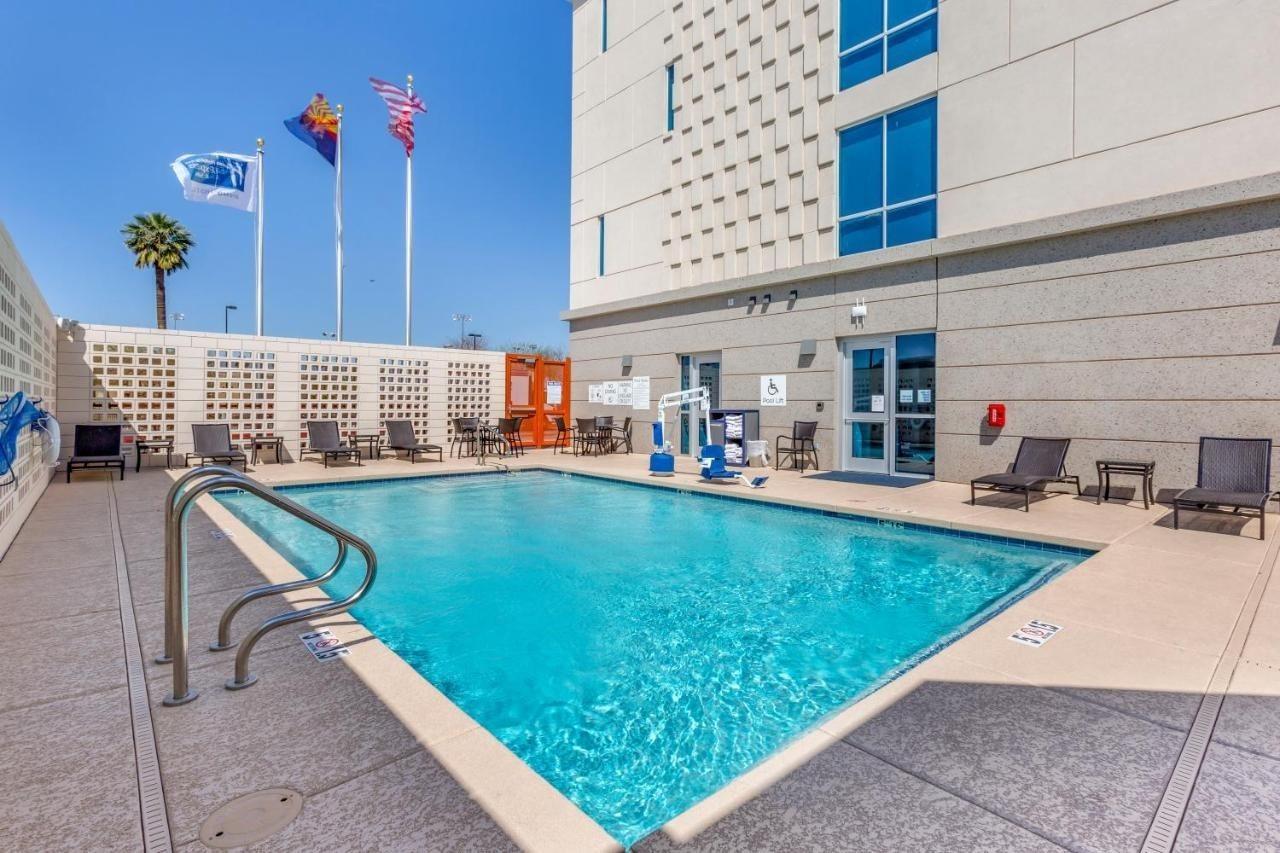 Holiday Inn Express & Suites - Phoenix Dwtn - State Capitol By Ihg Eksteriør bilde