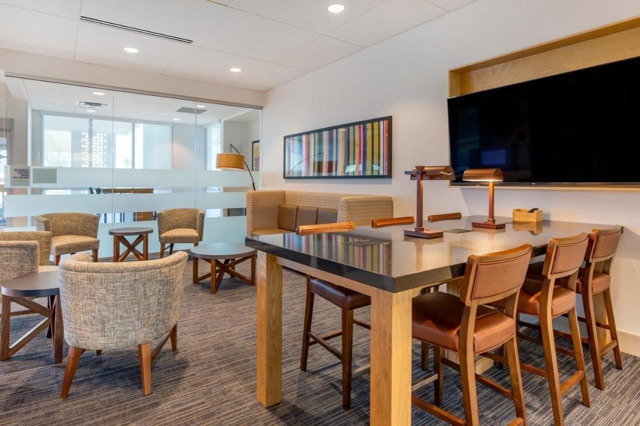 Holiday Inn Express & Suites - Phoenix Dwtn - State Capitol By Ihg Eksteriør bilde